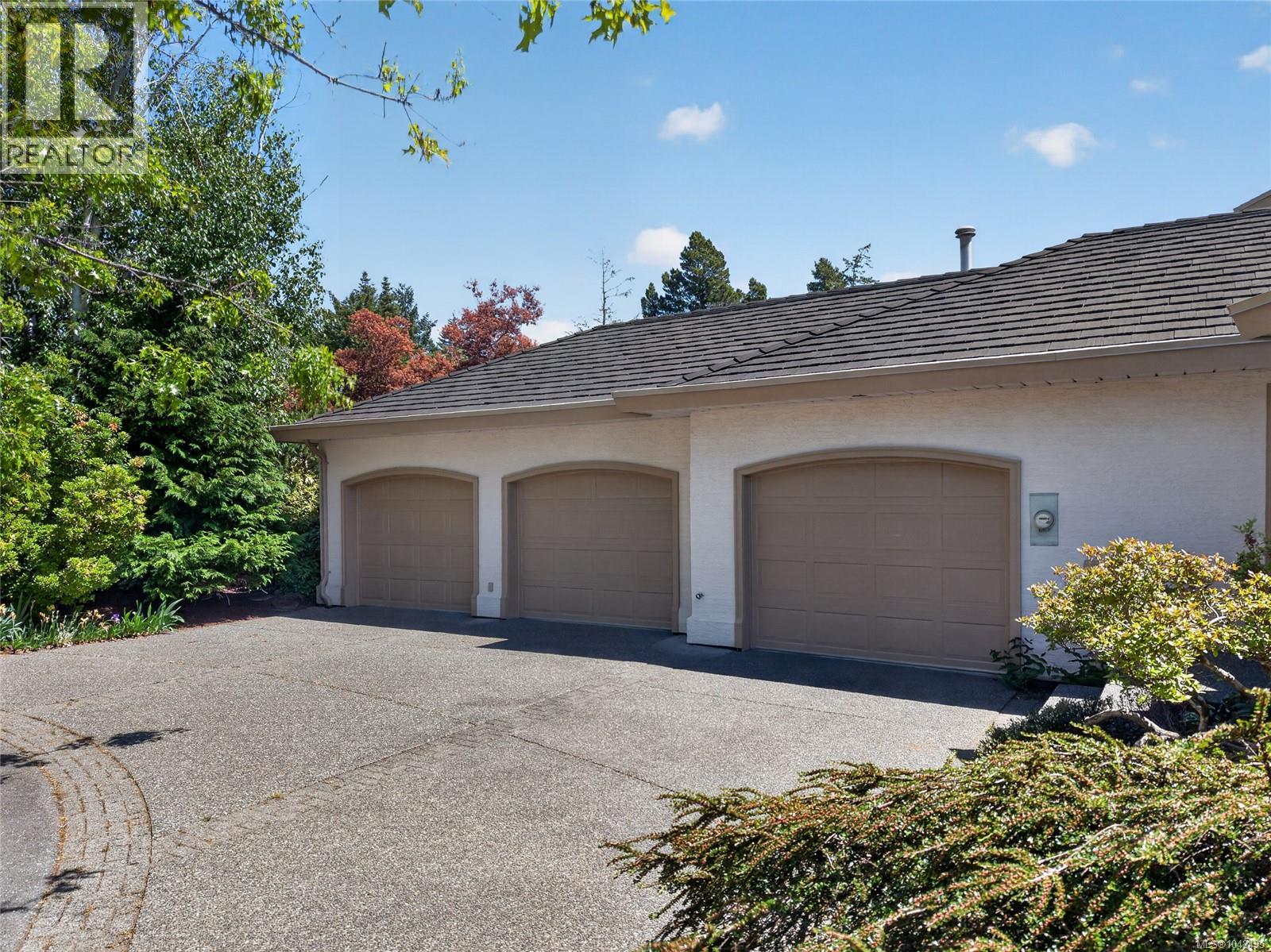 1627 BEAUFORT Ave - 58