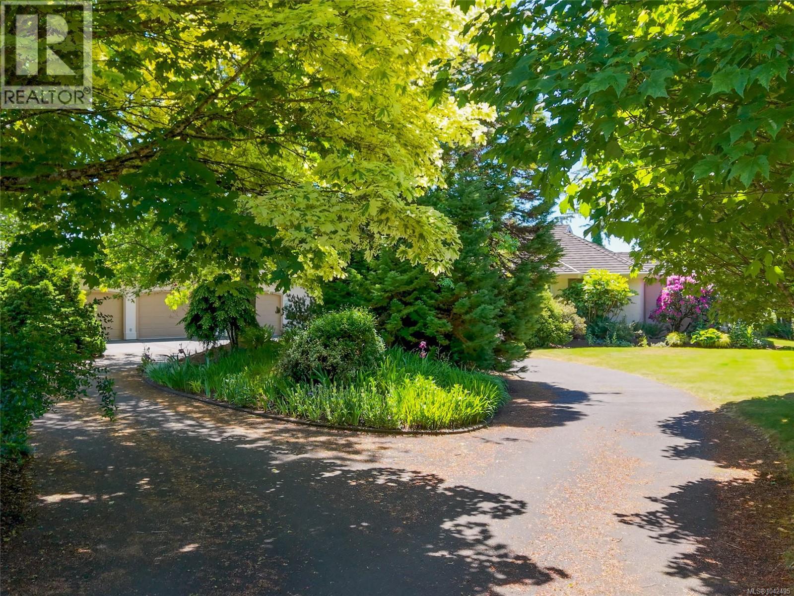 1627 BEAUFORT Ave - 62