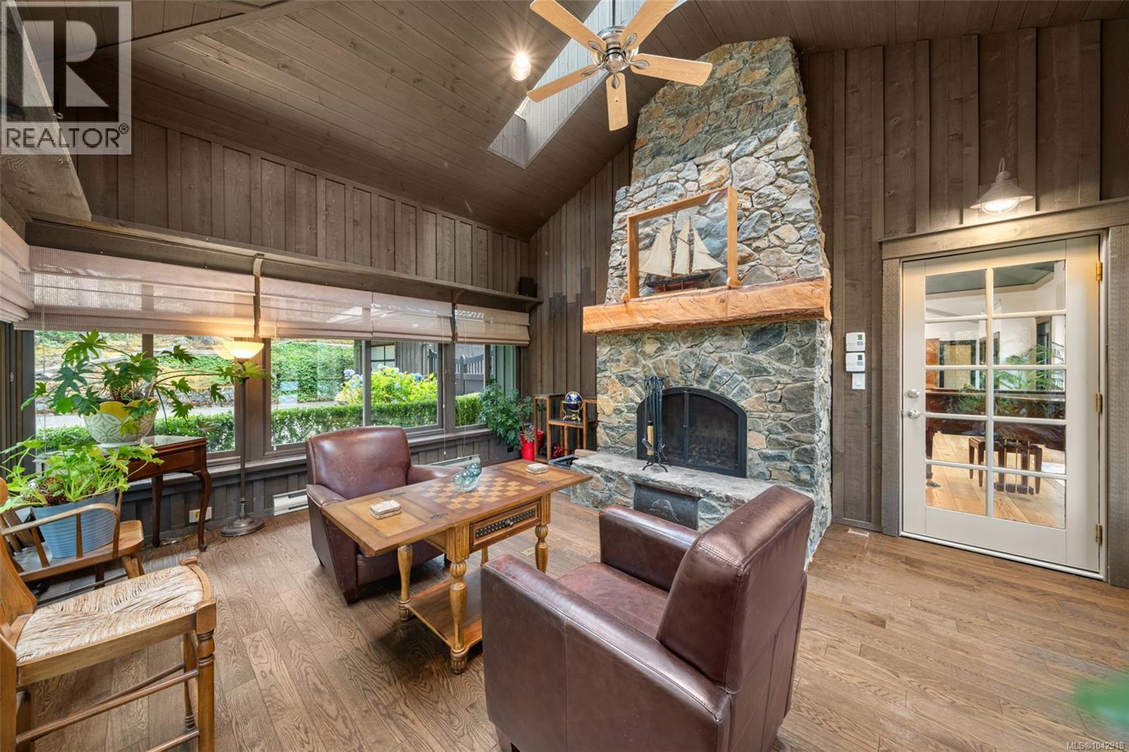 1874 West Shawnigan Lake Rd - 17
