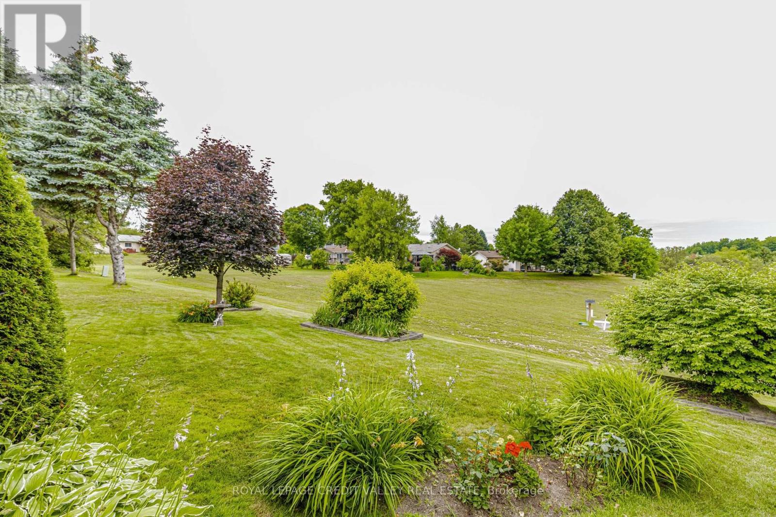 118 TECUMSETH PINES DRIVE - 34