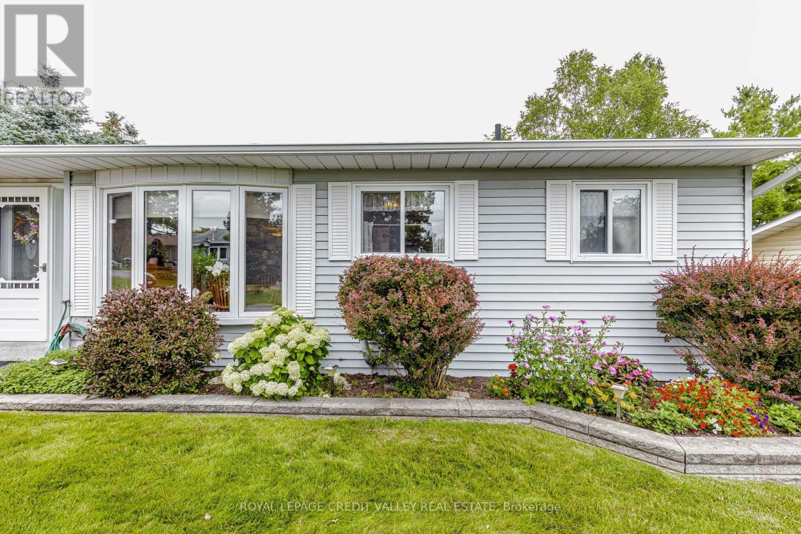 118 TECUMSETH PINES DRIVE - 4