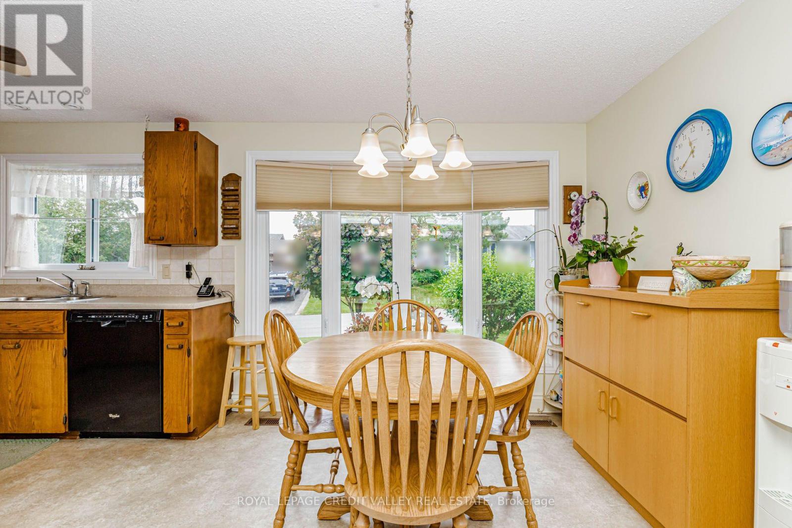 118 TECUMSETH PINES DRIVE - 8