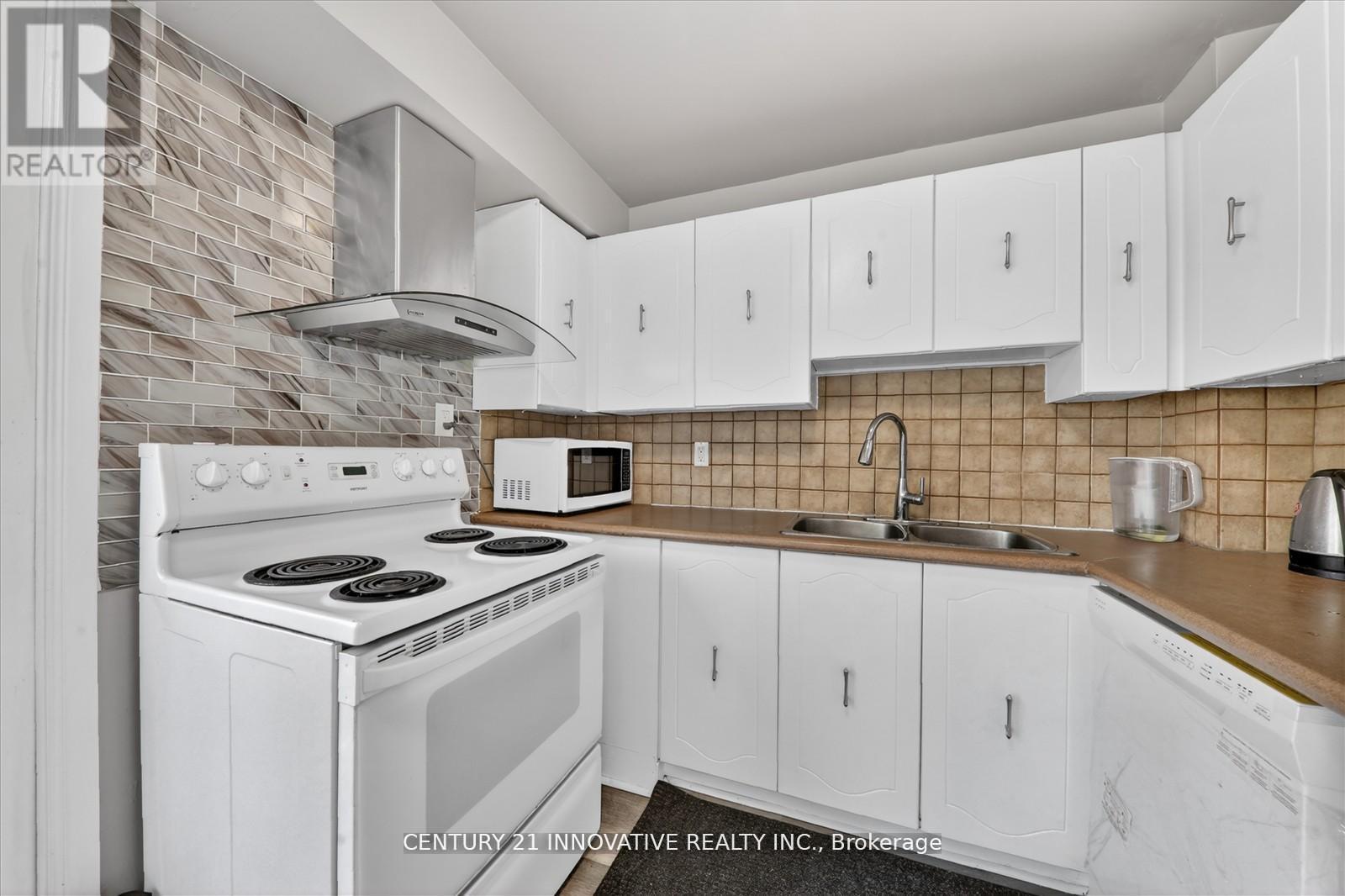 23 NORTHGATE BOULEVARD - 18