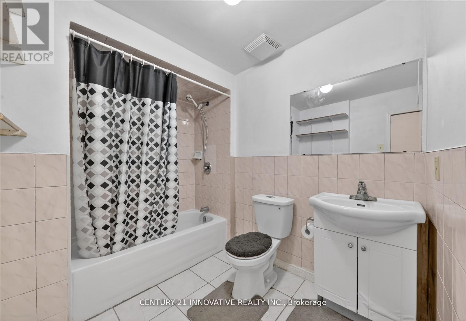 23 NORTHGATE BOULEVARD - 36