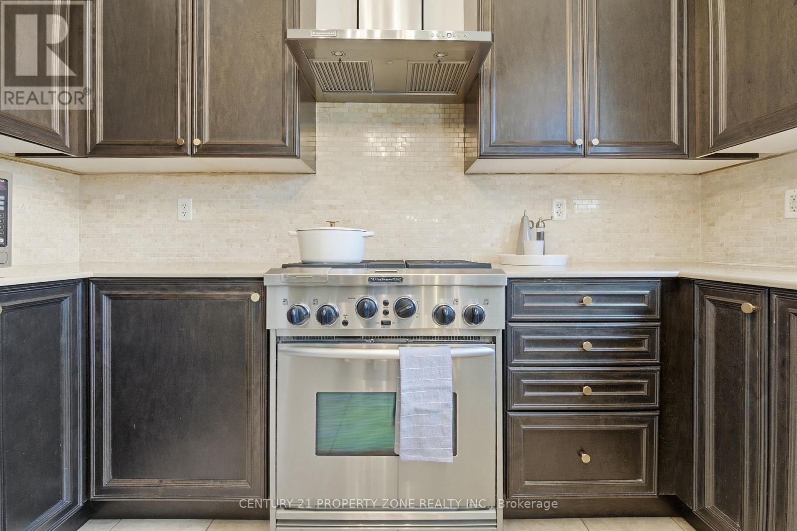 486 VAN KIRK DRIVE - 10
