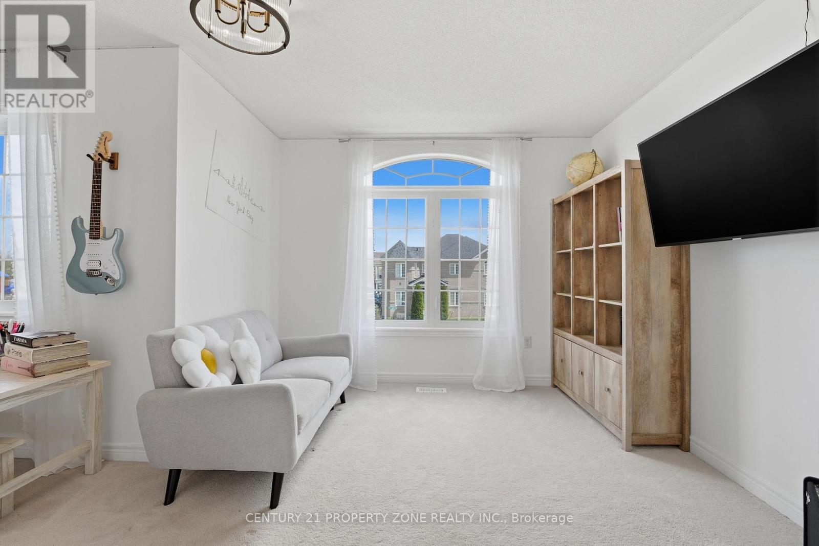 486 VAN KIRK DRIVE - 31