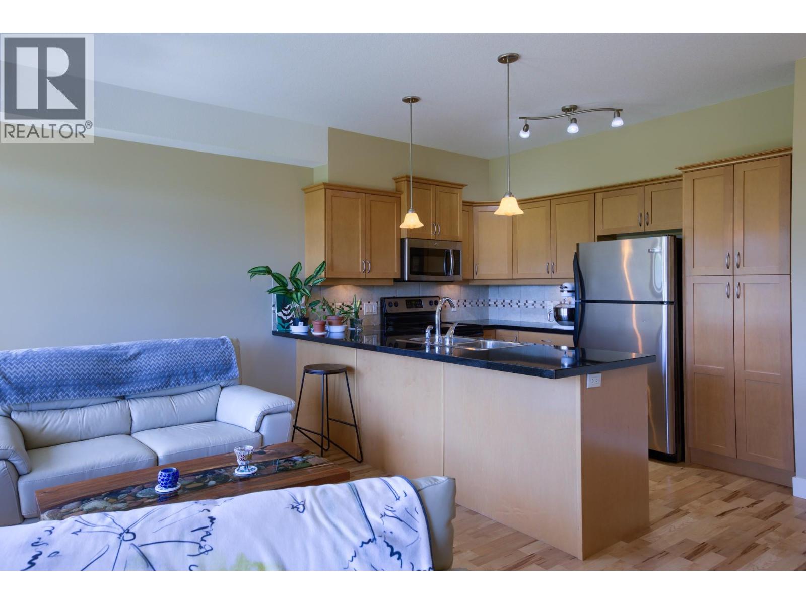#206 3533 Carrington Road - 19