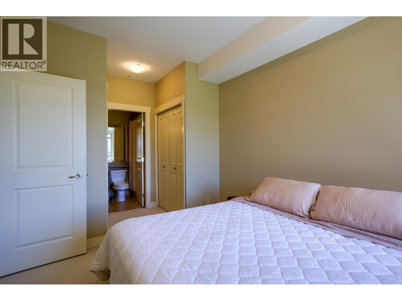 #206 3533 Carrington Road - 24
