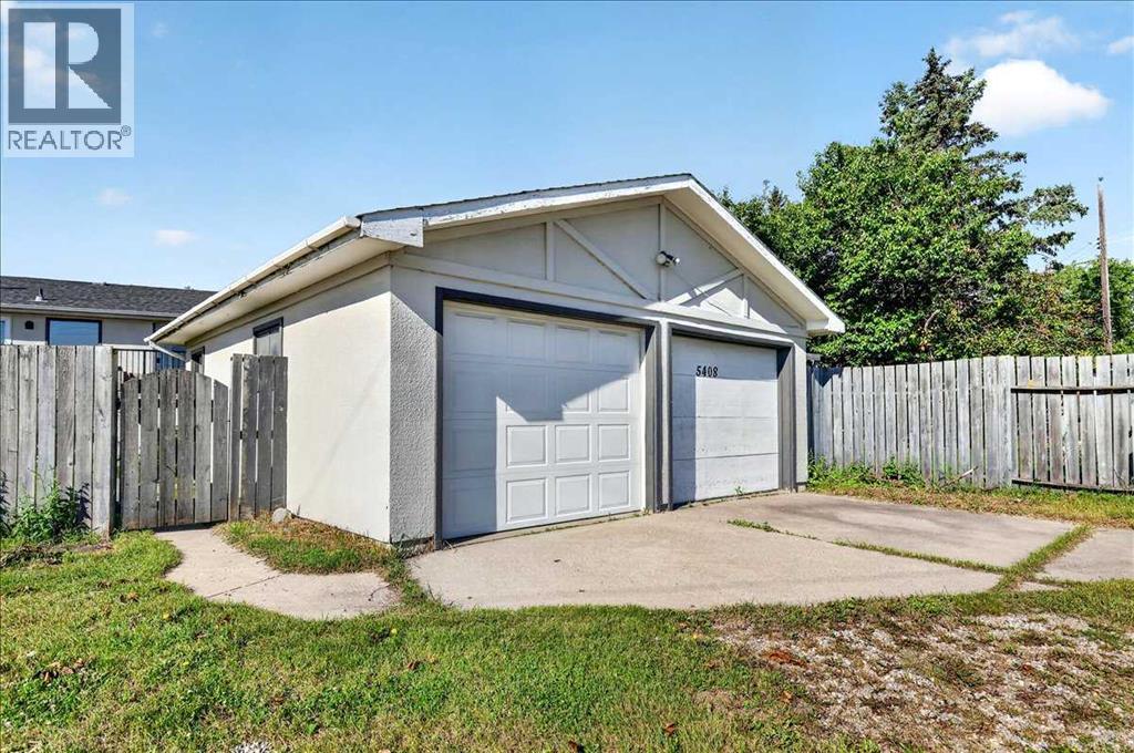 5408 Ladbrooke Drive SW - 48