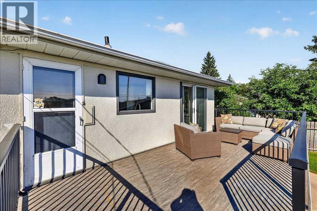 5408 Ladbrooke Drive SW - 40