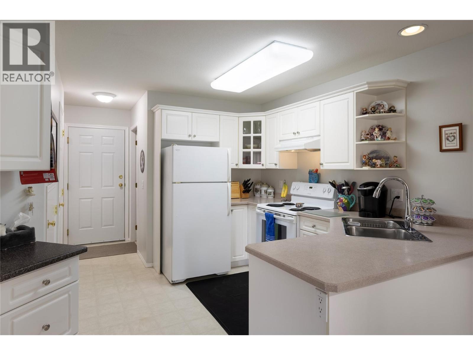 #35 5886 Okanagan Landing Road - 13