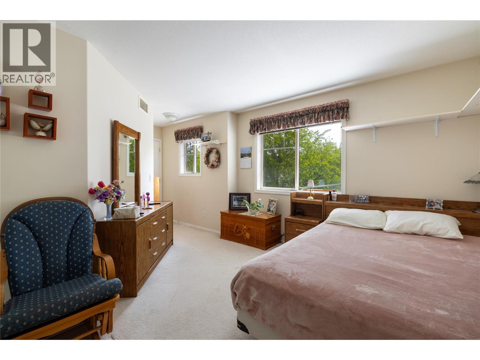#35 5886 Okanagan Landing Road - 24