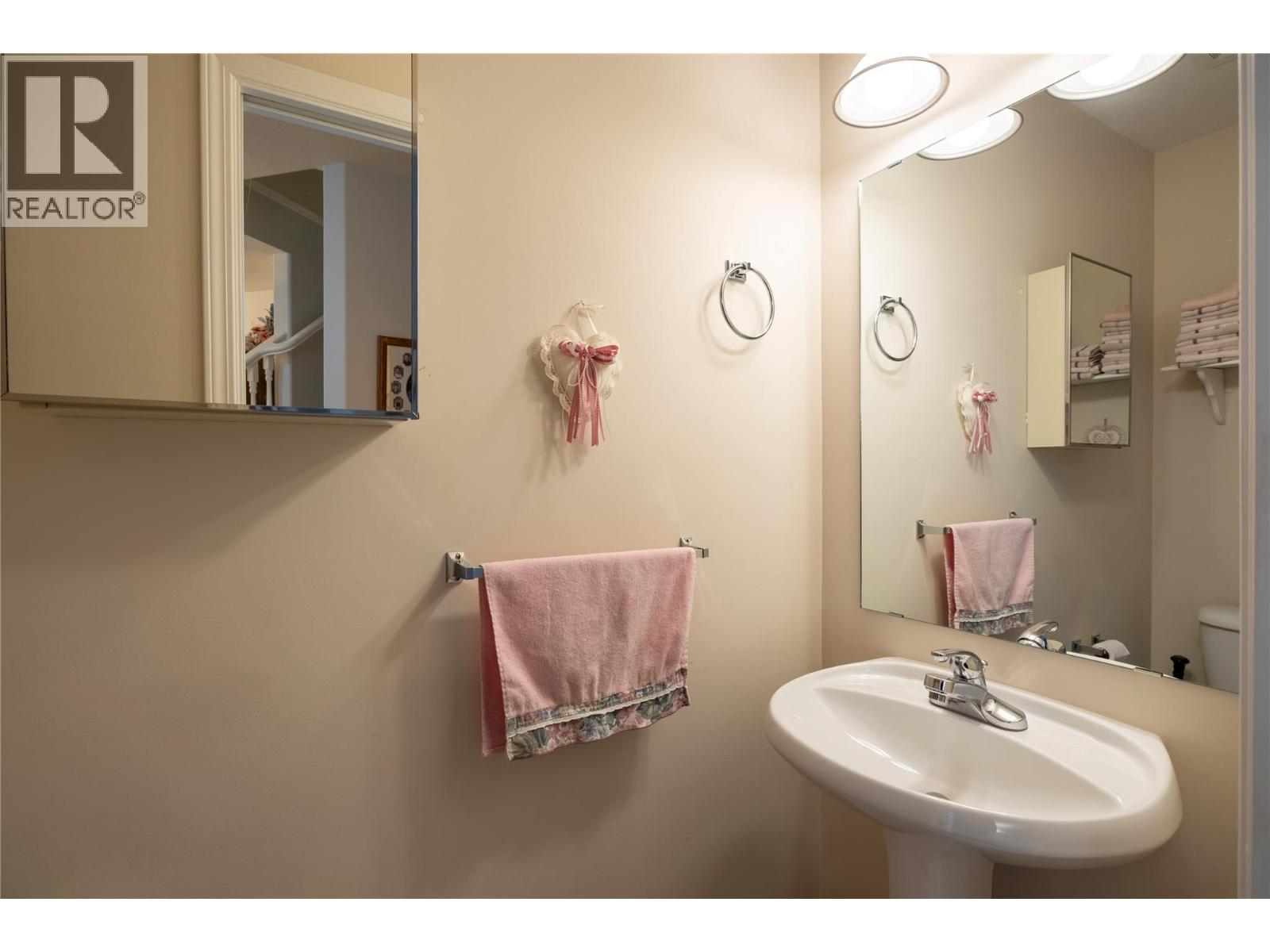 #35 5886 Okanagan Landing Road - 22