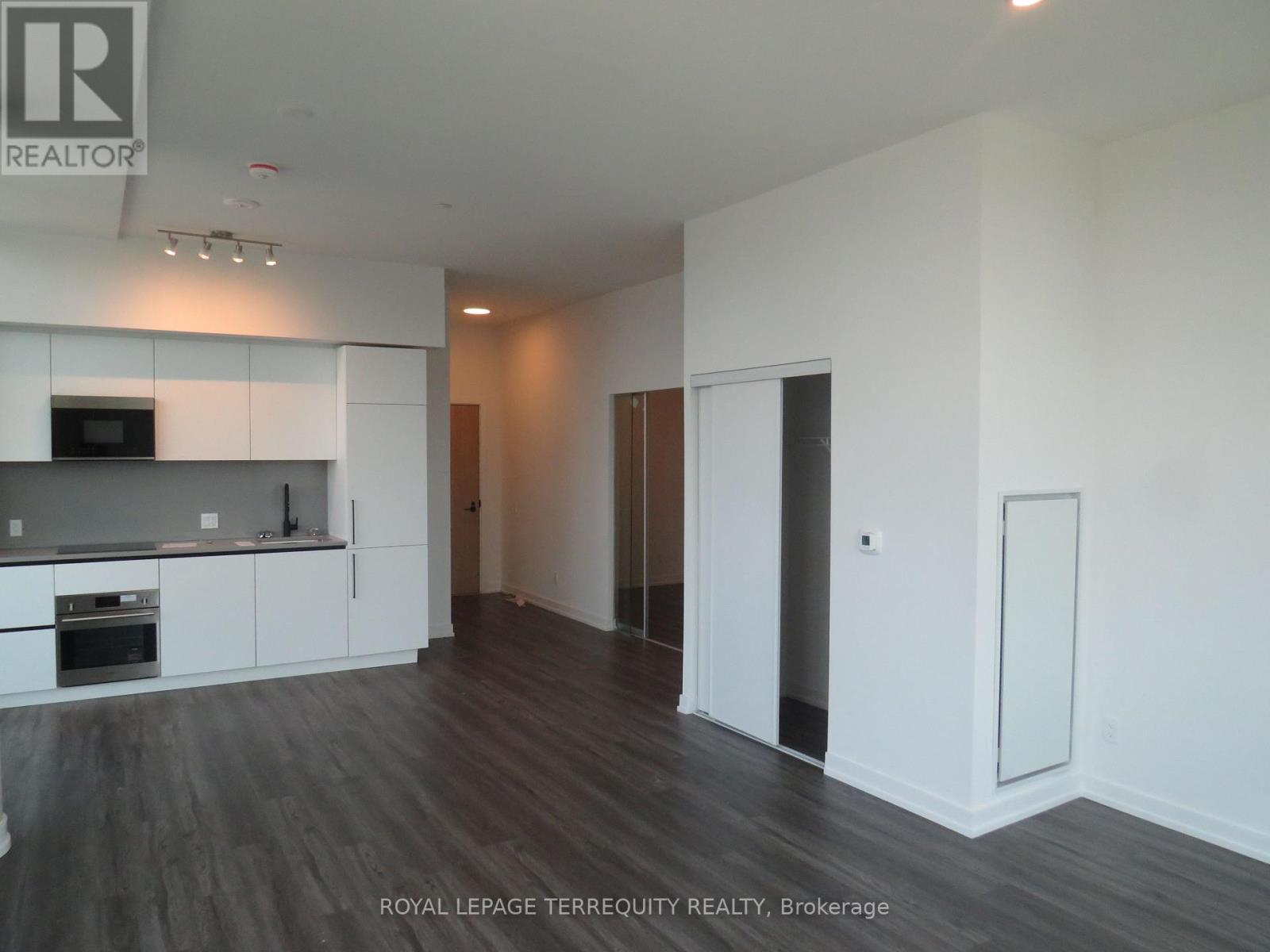 #3304 35 PARLIAMENT STREET - 22