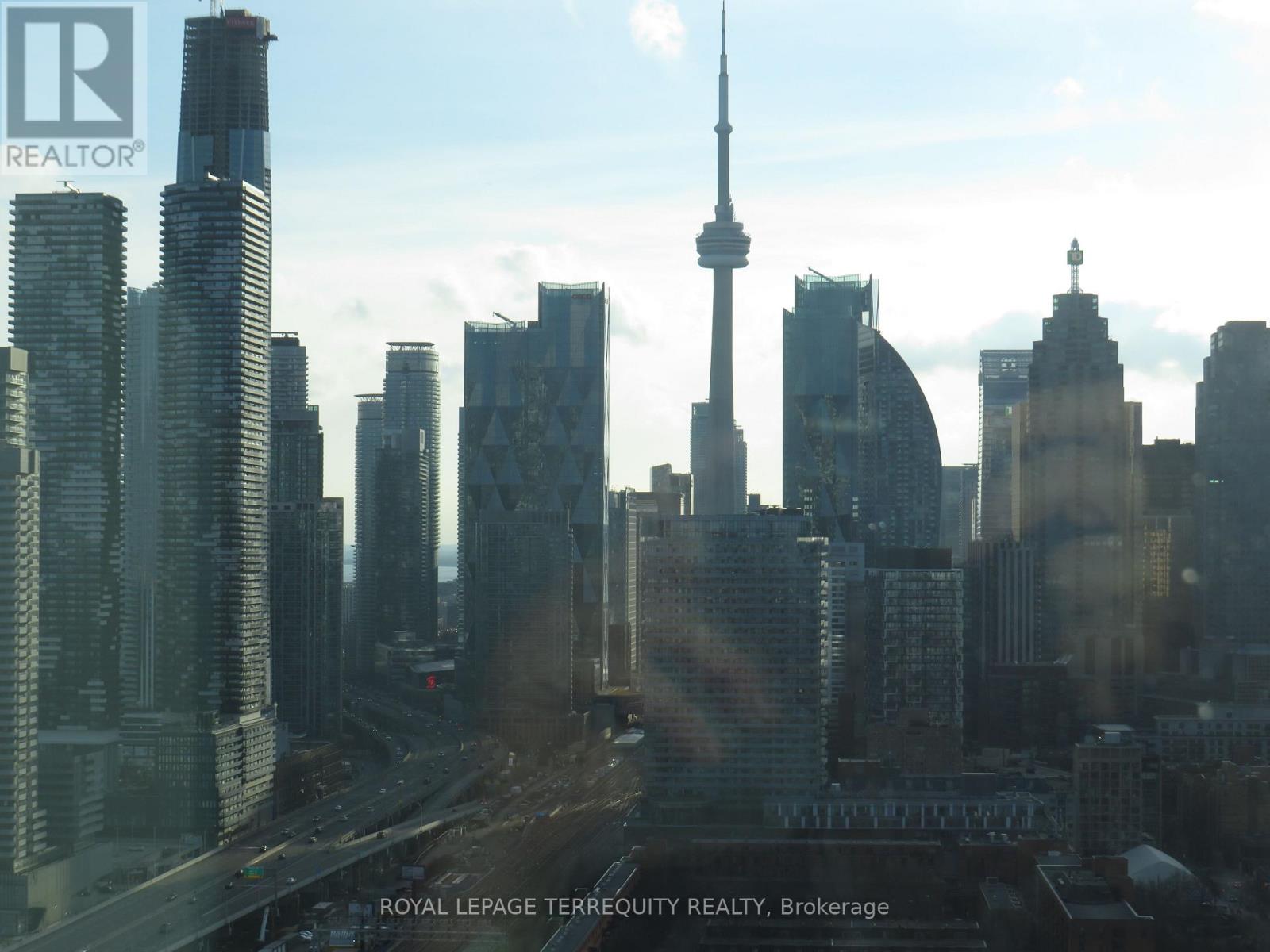 #3304 35 PARLIAMENT STREET - 7