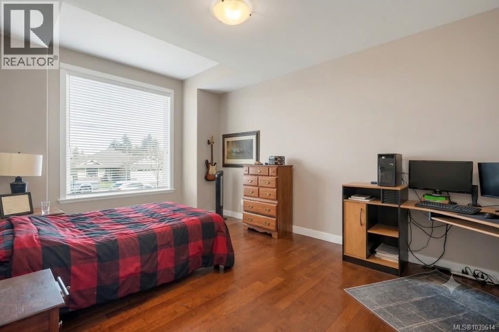 1037 Cordero Cres - 15