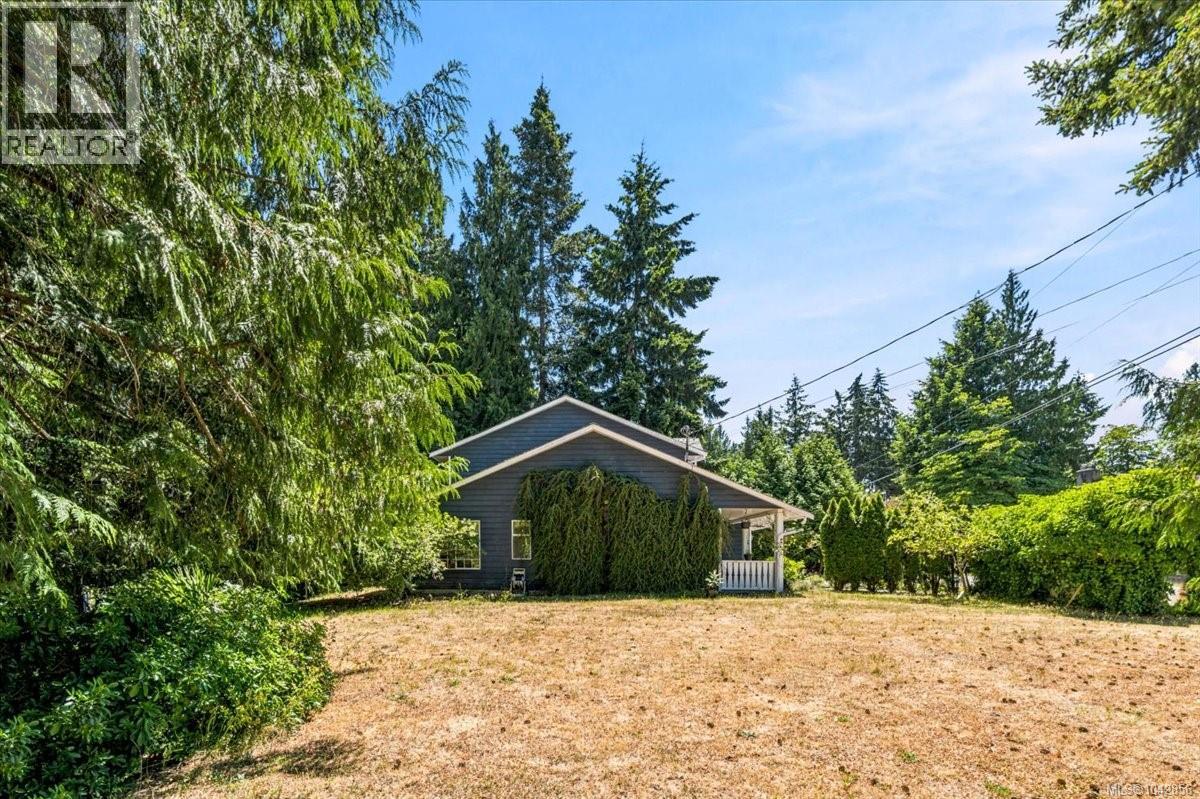 1530 Pacific Cres - 35