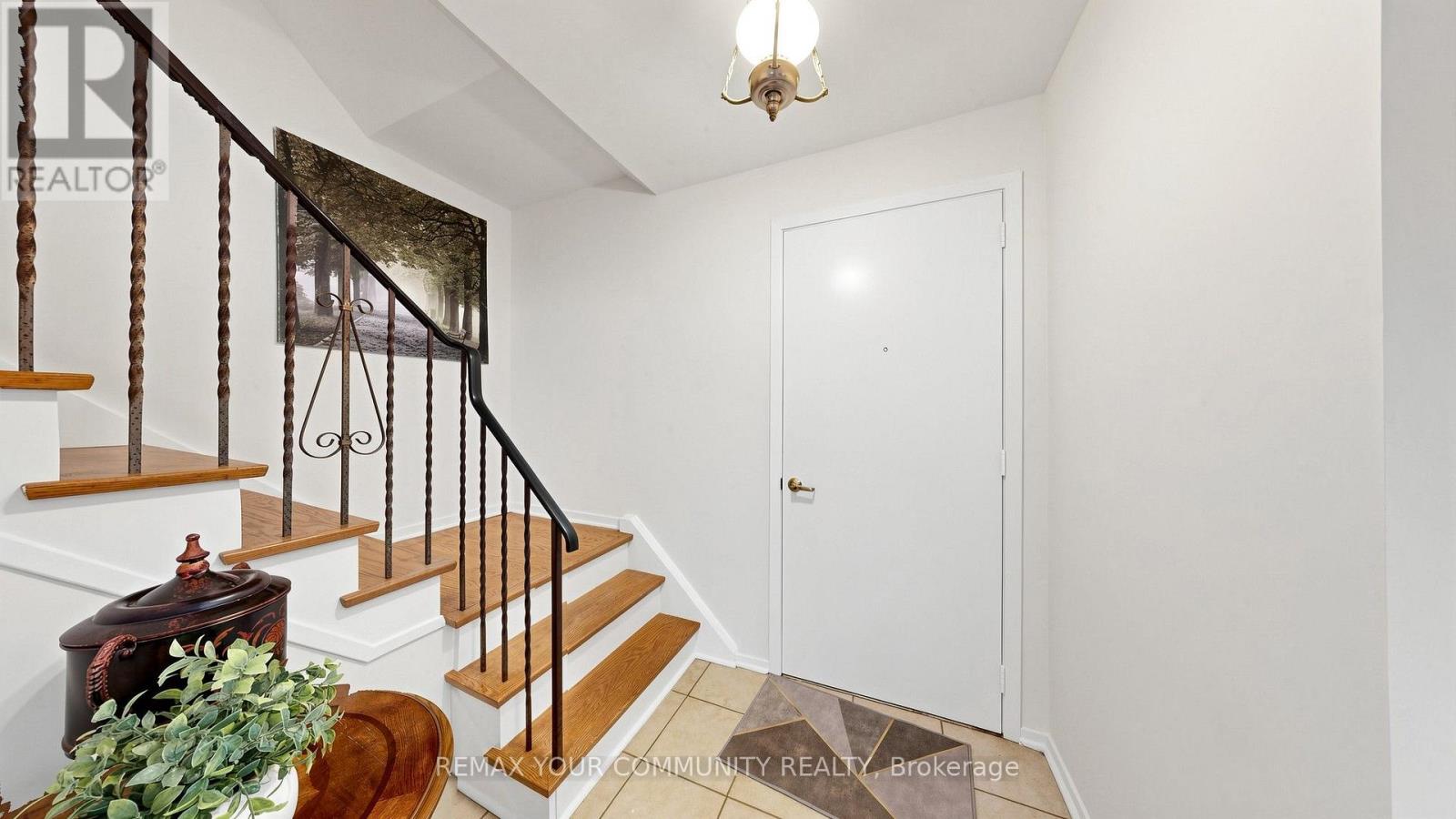61 NORFIELD CRESCENT - 12