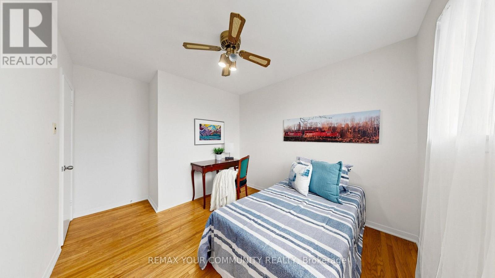 61 NORFIELD CRESCENT - 14