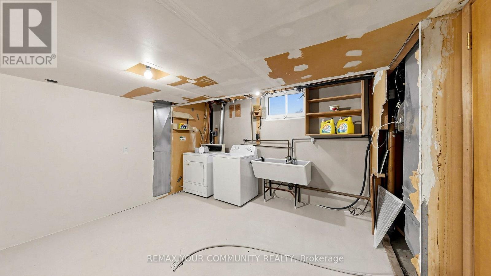 61 NORFIELD CRESCENT - 22