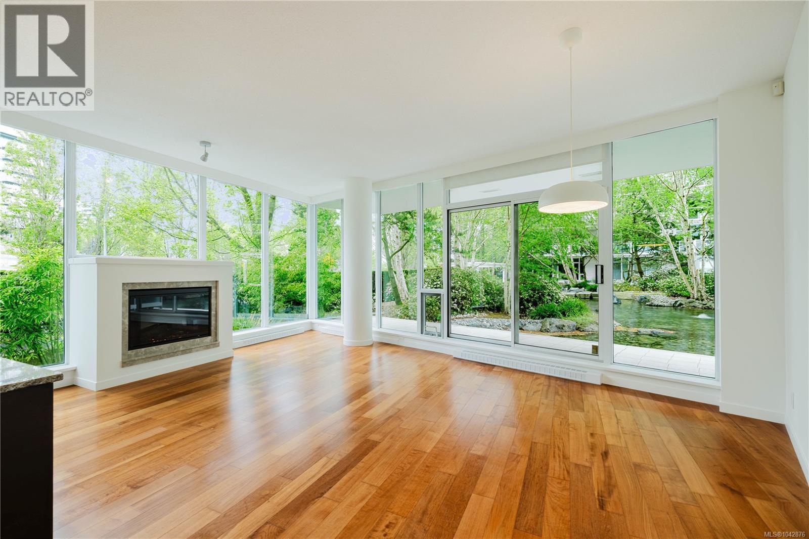 #120 68 SONGHEES Rd - 21