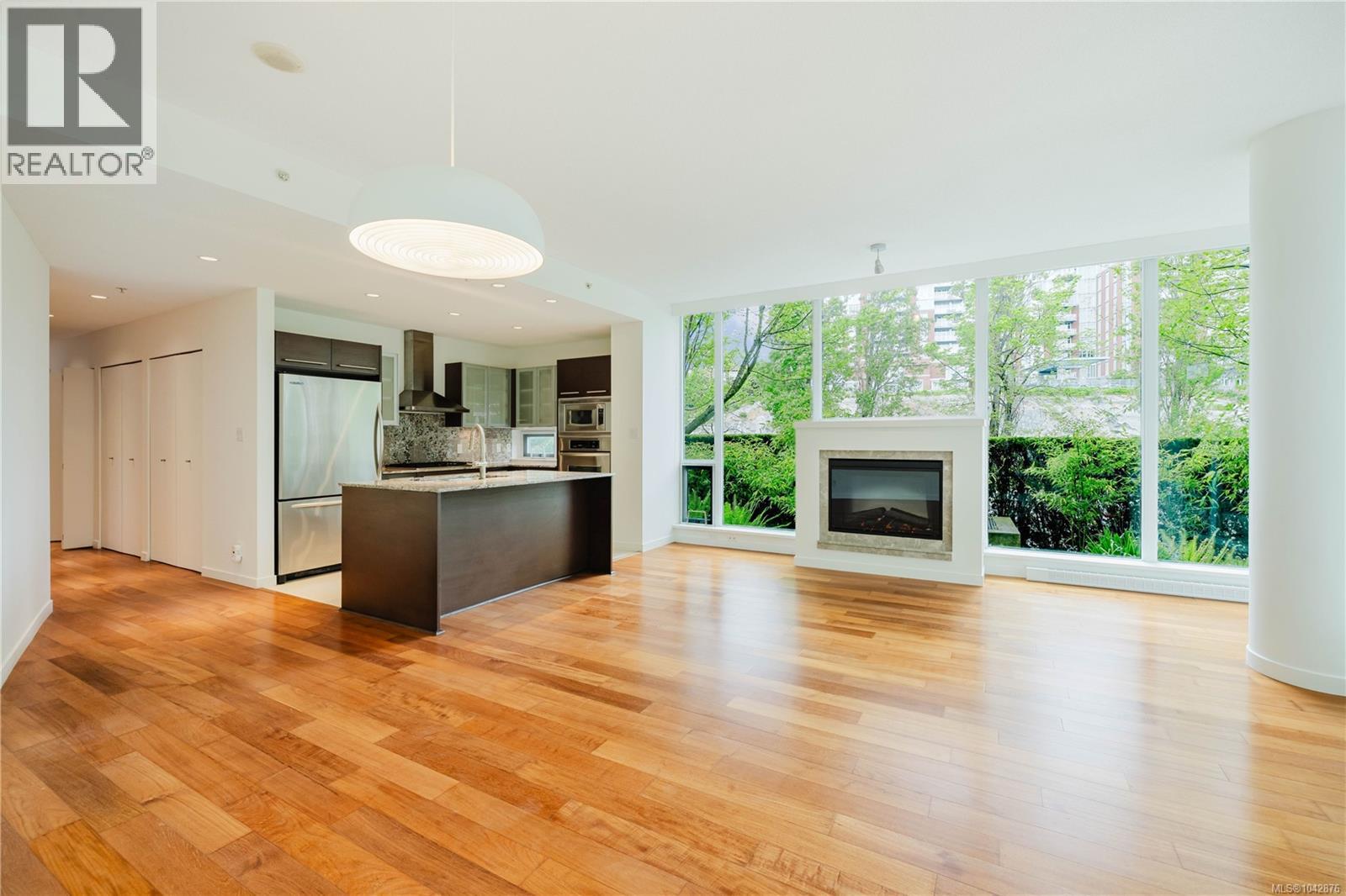 #120 68 SONGHEES Rd - 26