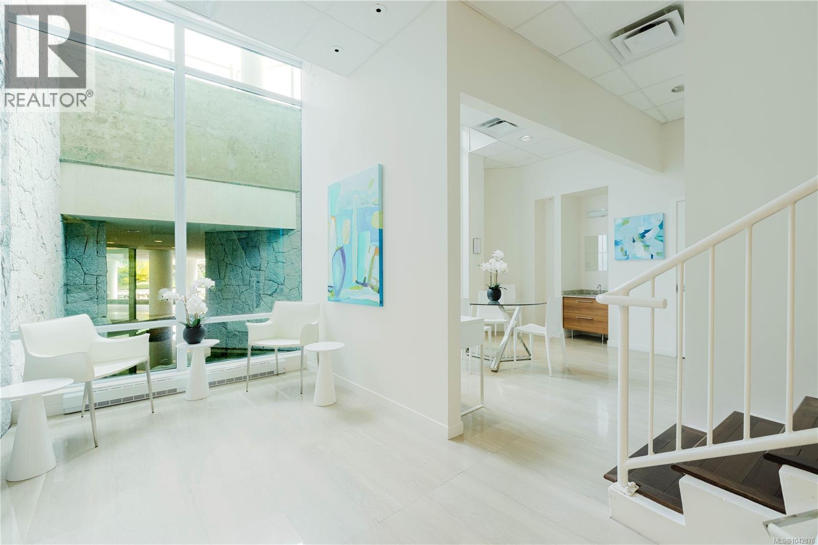#120 68 SONGHEES Rd - 47