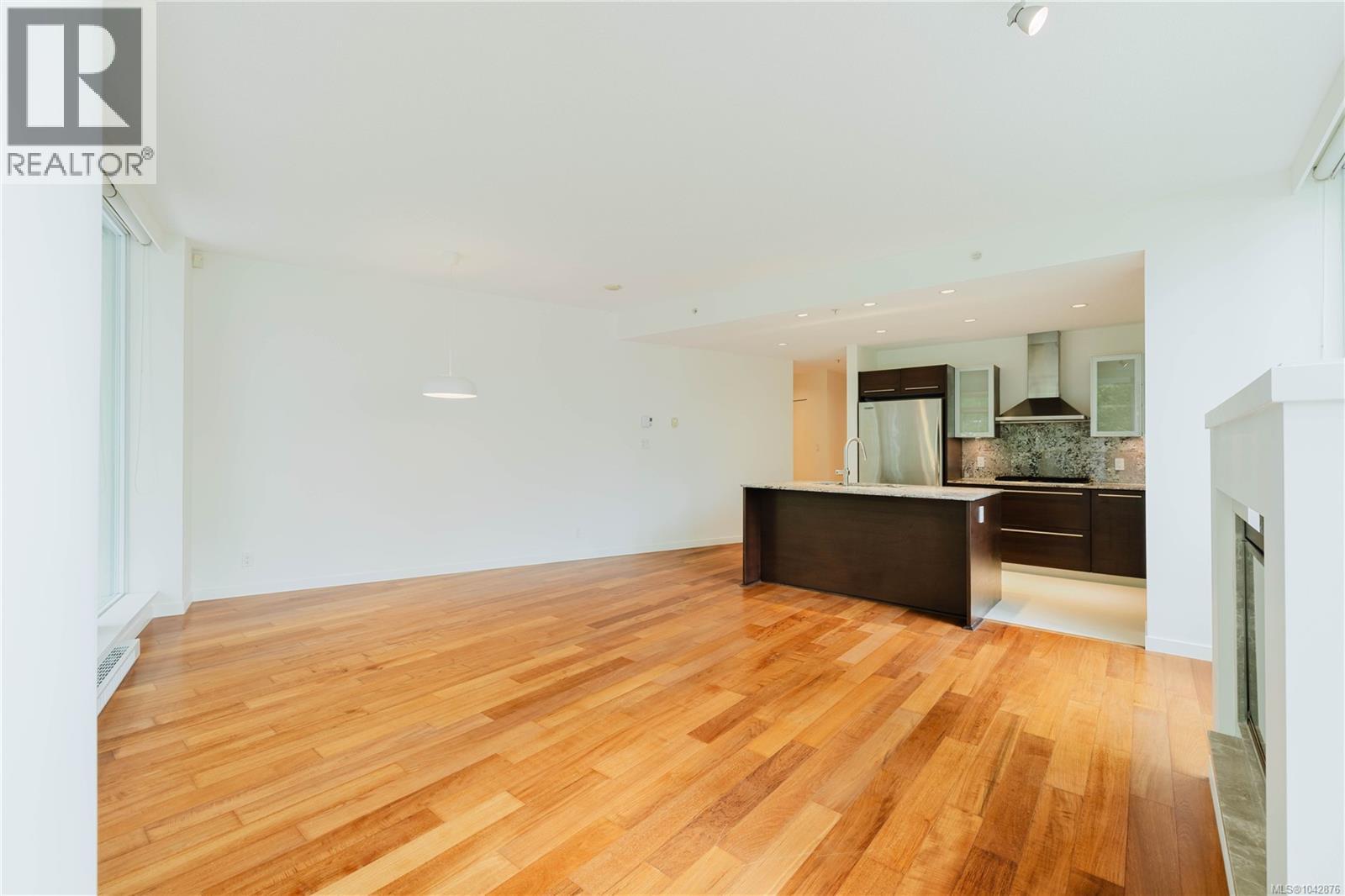 #120 68 SONGHEES Rd - 23