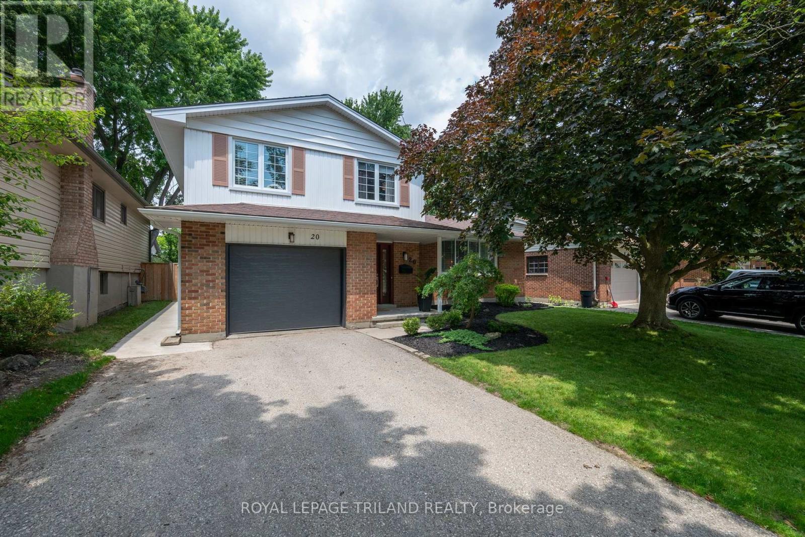 20 MEADOWVIEW ROAD - 1