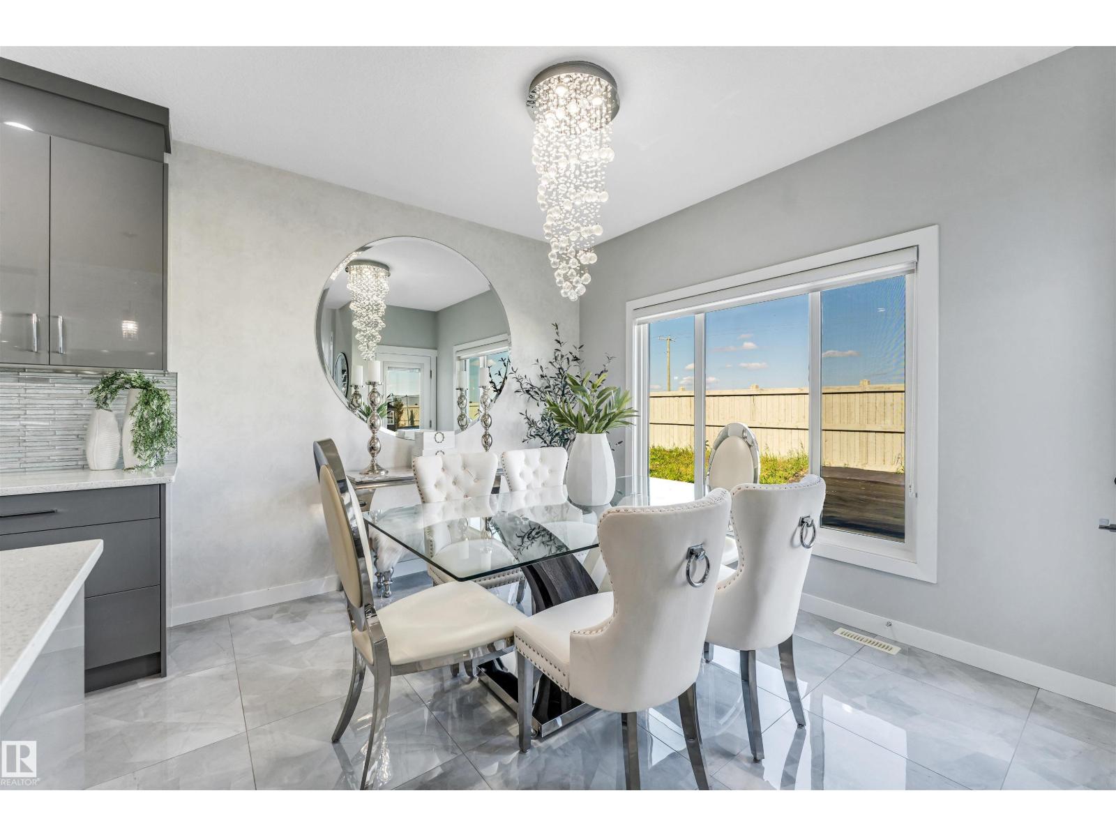 4705 35 ST - 9