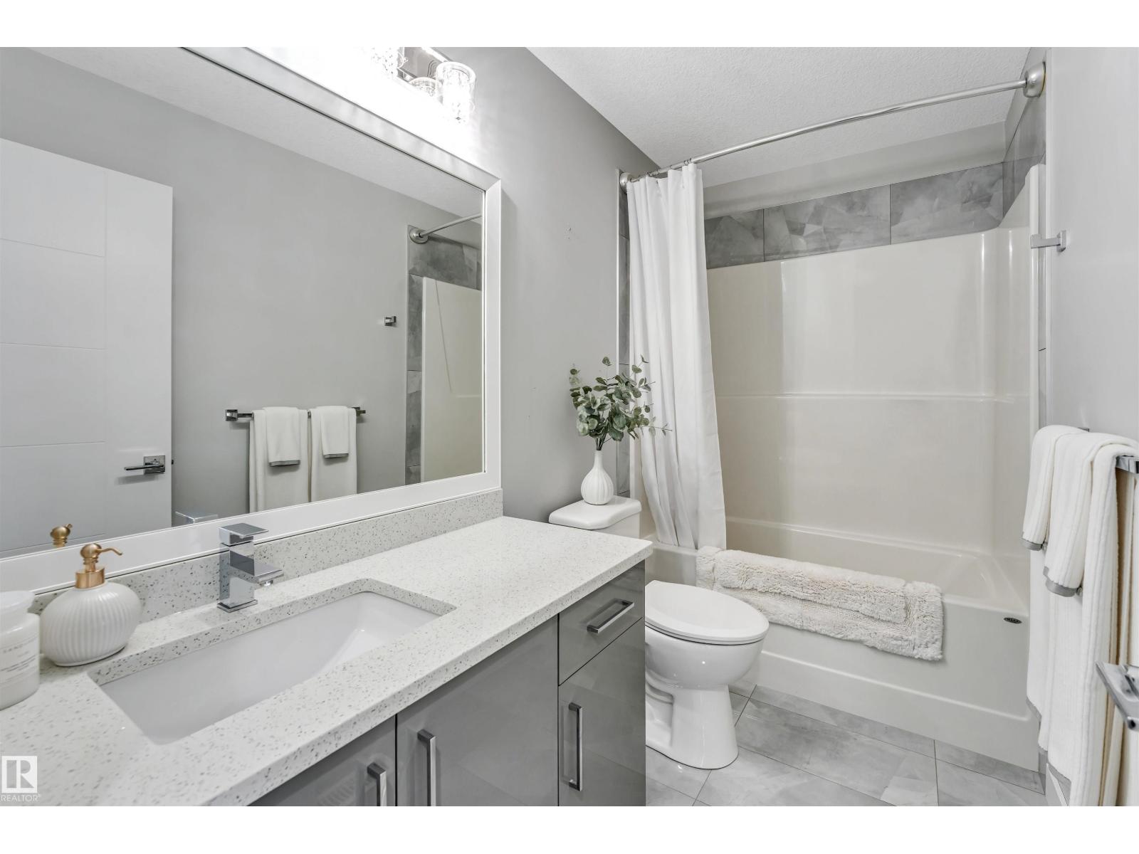 4705 35 ST - 26