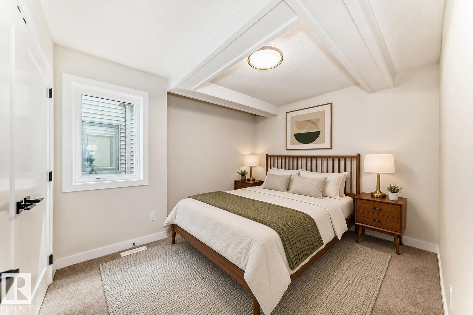 9637 85 ST NW - 52