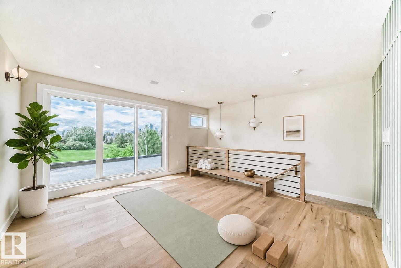 9637 85 ST NW - 57