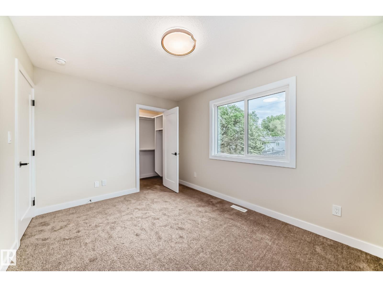 9637 85 ST NW - 45