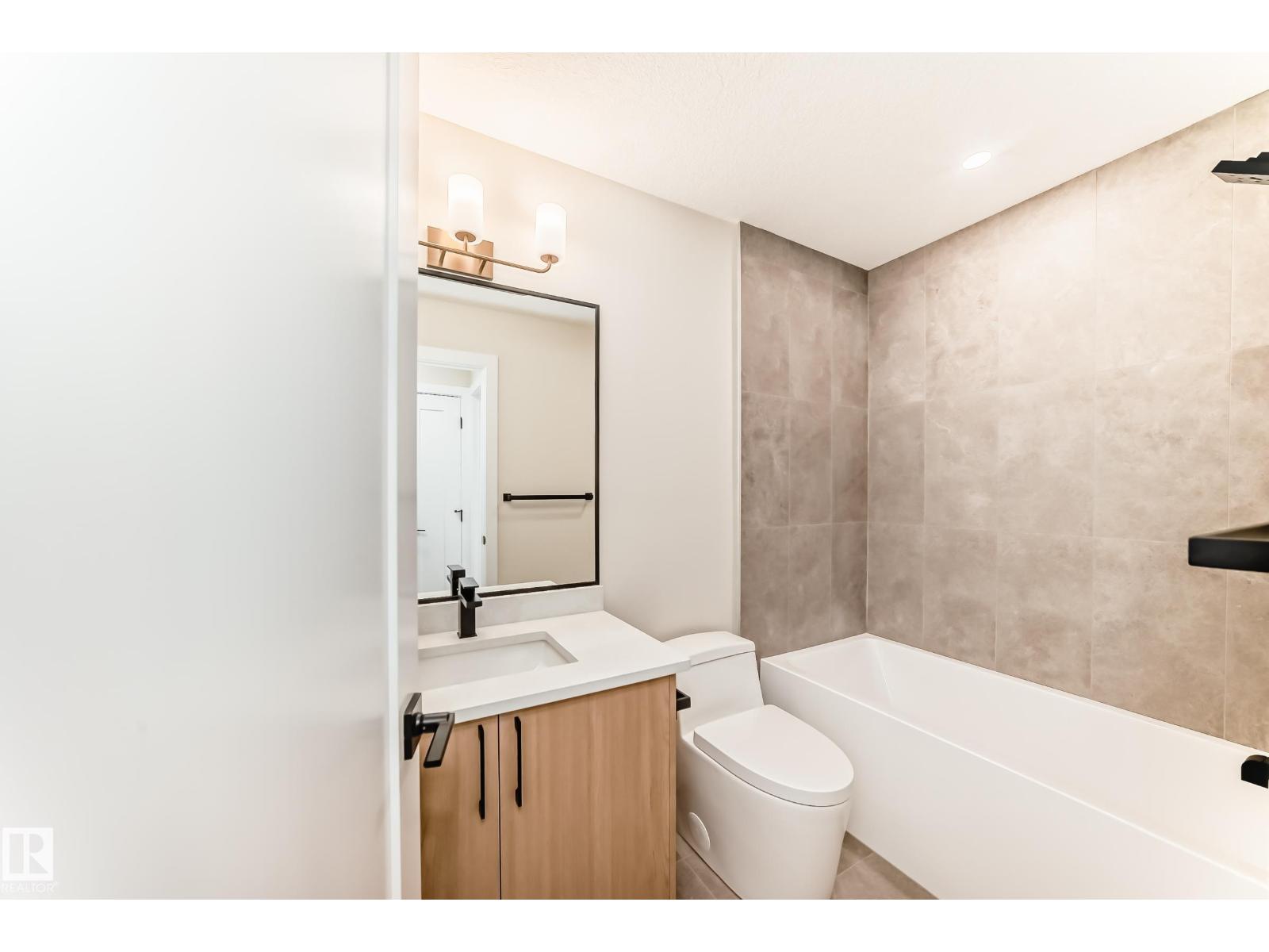 9637 85 ST NW - 48