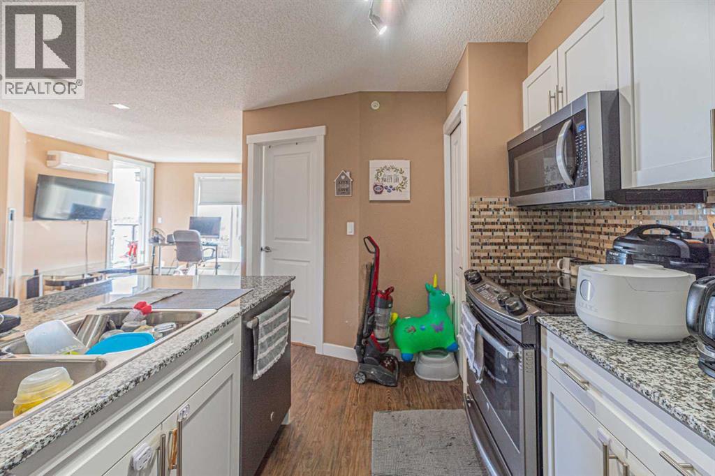#407 10 Kincora Glen Park NW - 4