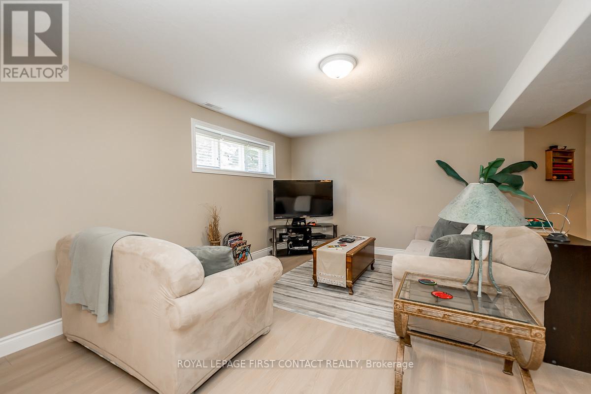 72 LUELLA BOULEVARD - Image 31