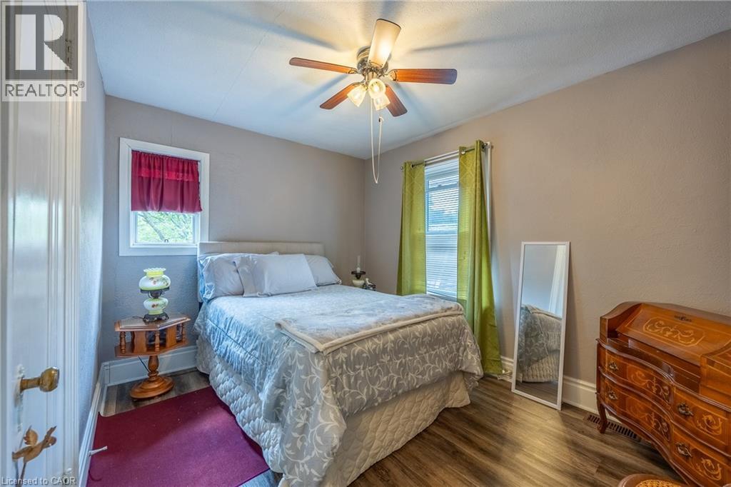 112 TALBOT Road - 15