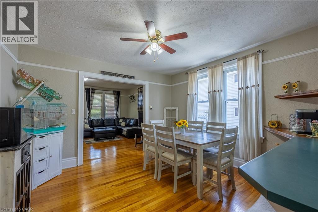 112 TALBOT Road - 29