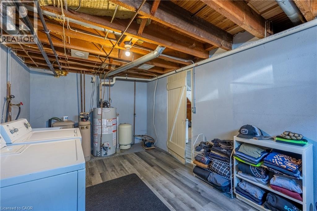 112 TALBOT Road - 42