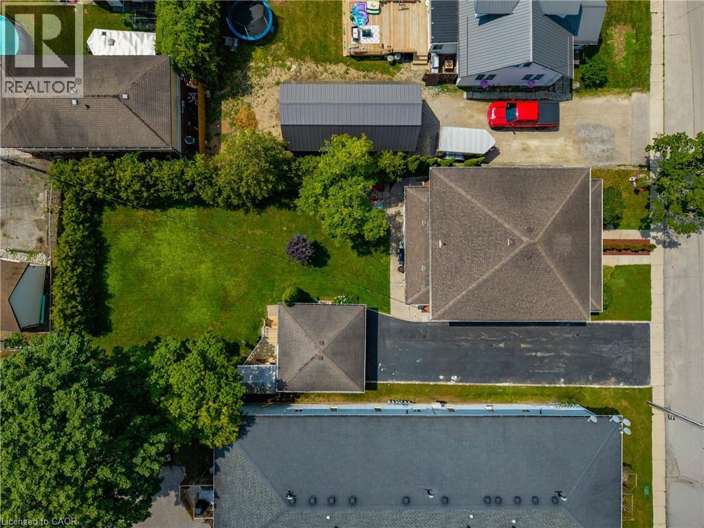 112 TALBOT Road - 45