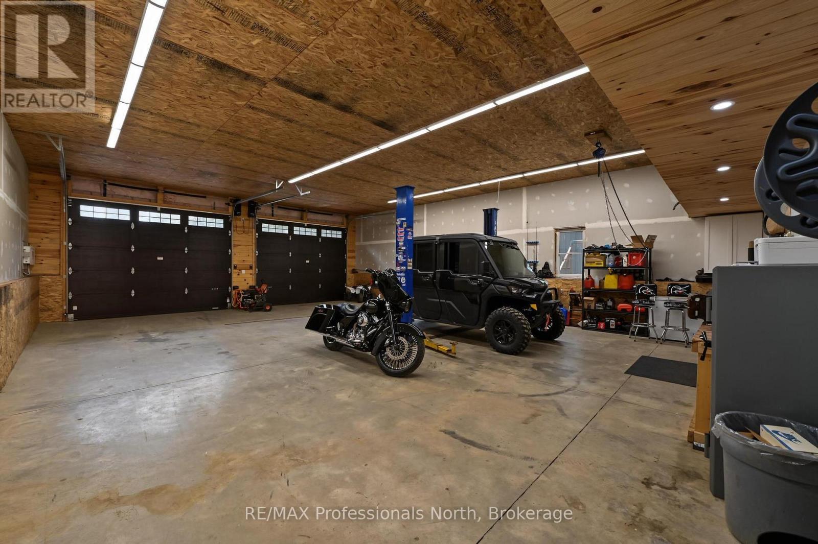 1541 BOBCAYGEON ROAD - 30