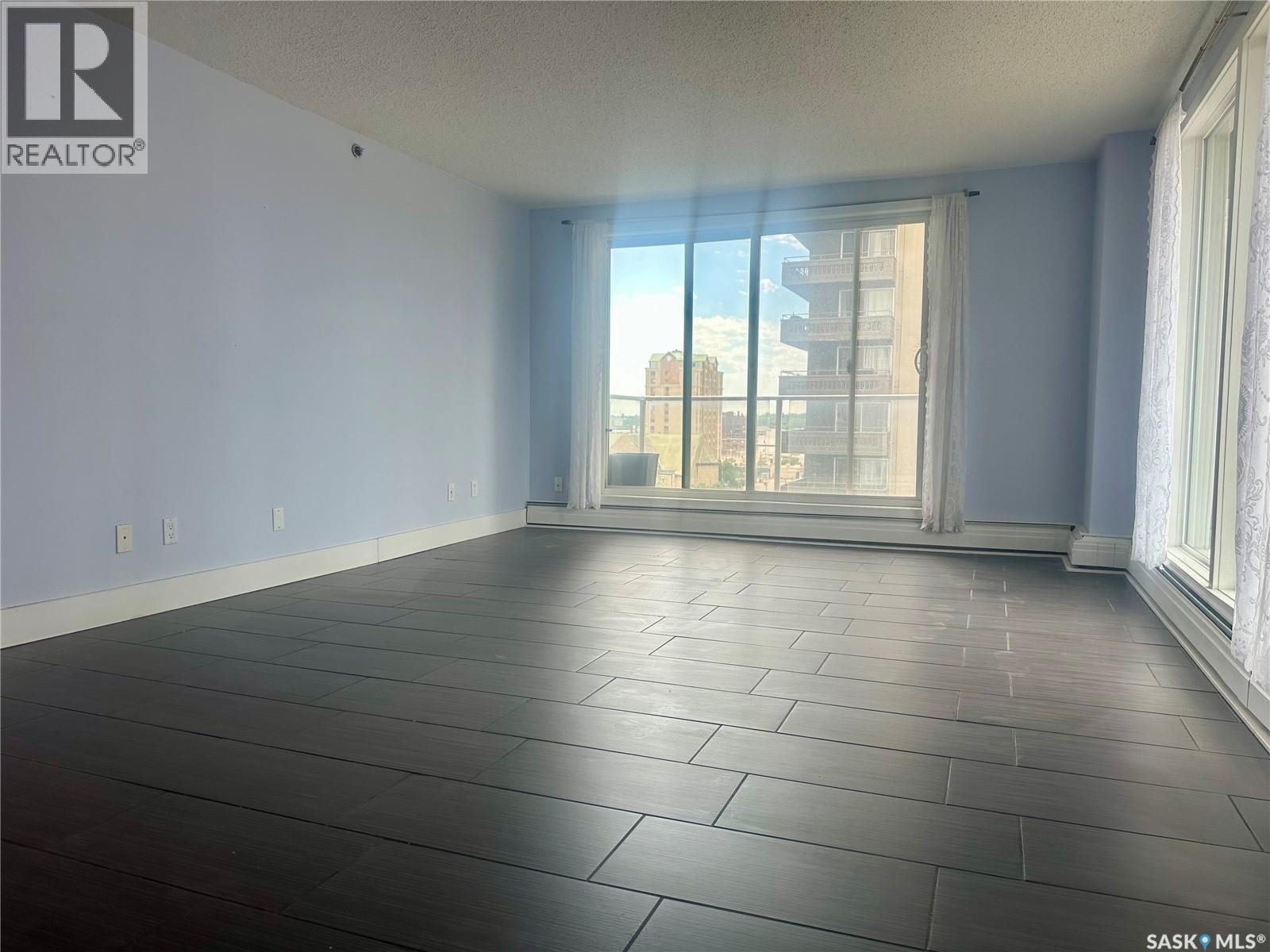 #902 320 5th AVENUE N - 14
