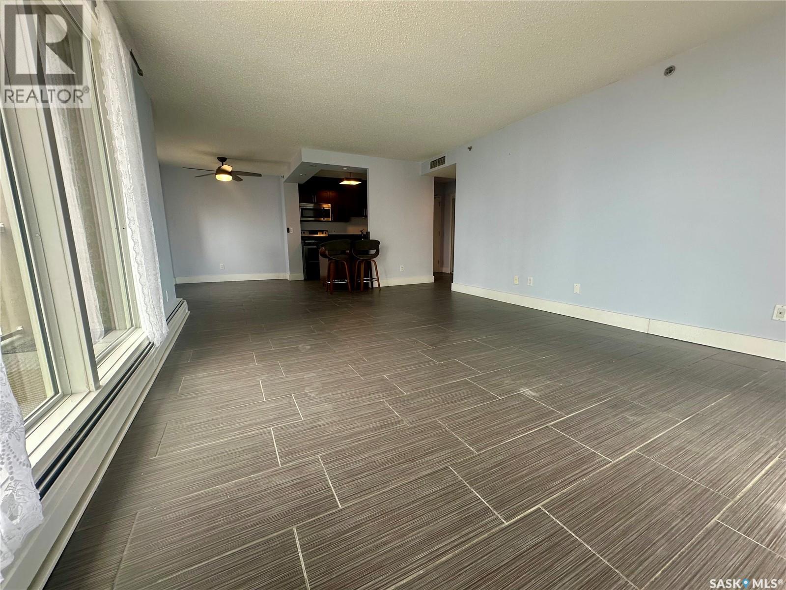 #902 320 5th AVENUE N - 11
