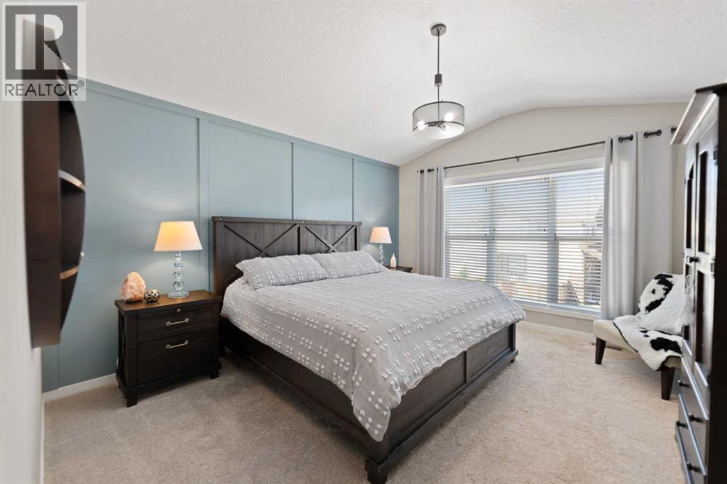 124 Masters Crescent SE - 21