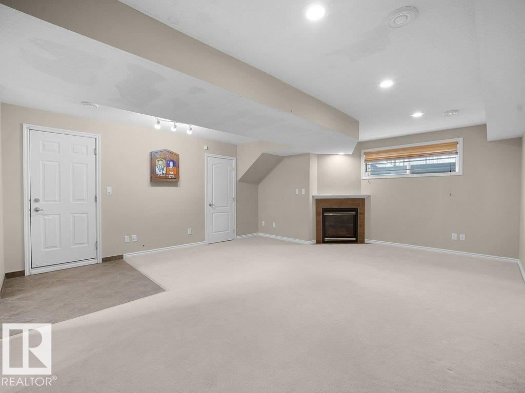 #30 17715 96 AV NW - 27