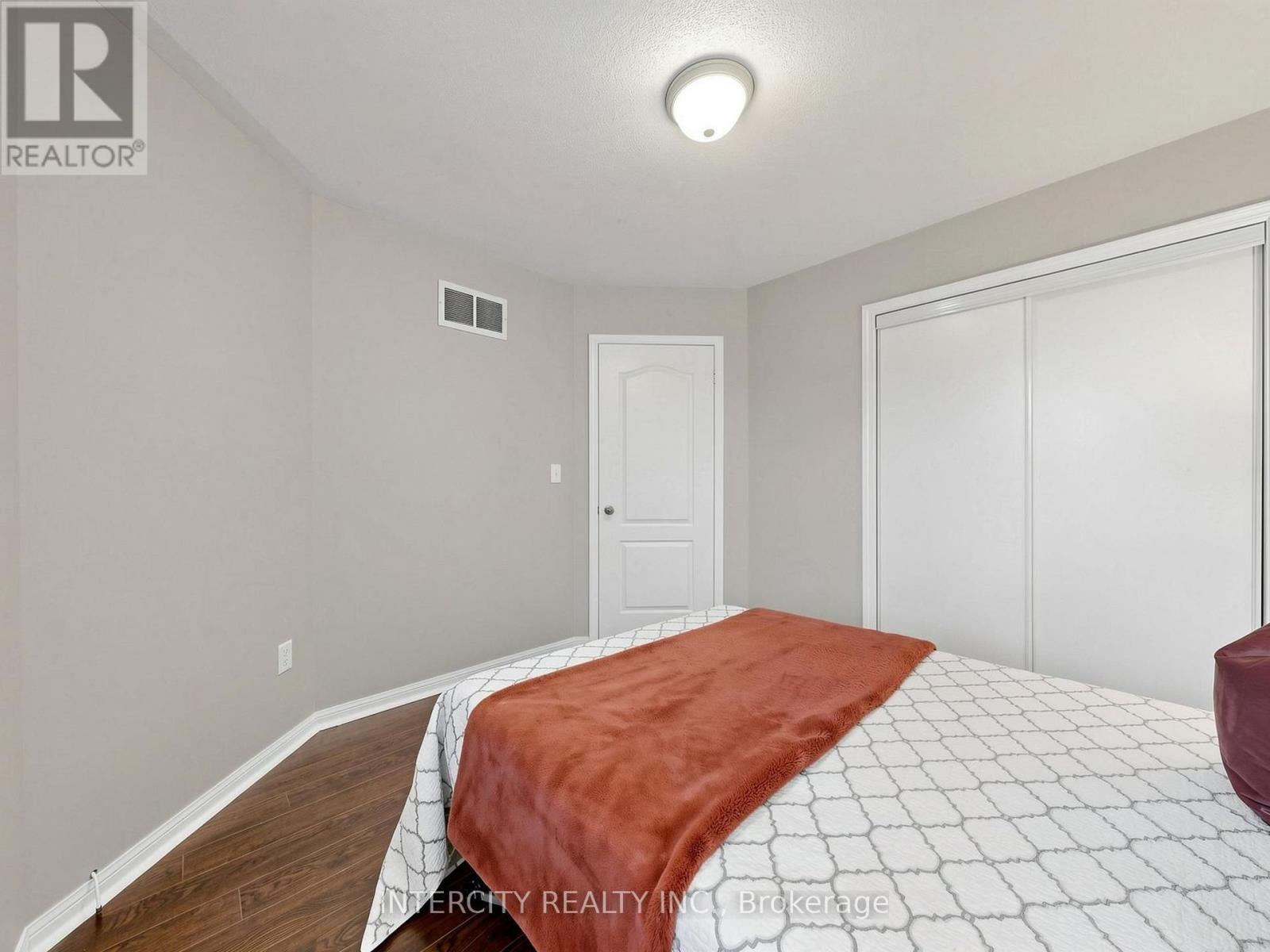 11 CHARLES STURDY ROAD - 33
