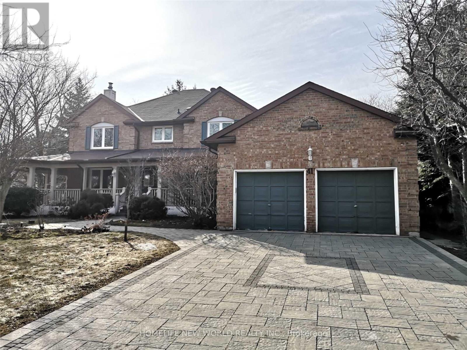 41 AMBLESIDE CRESCENT - 1