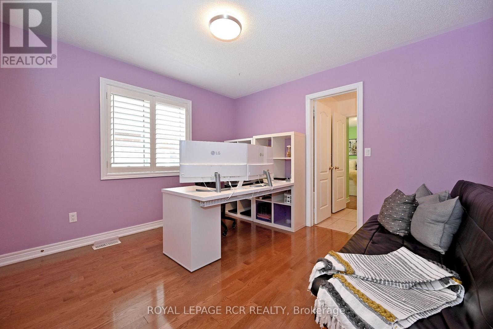 43 IVY GLEN DRIVE - 45