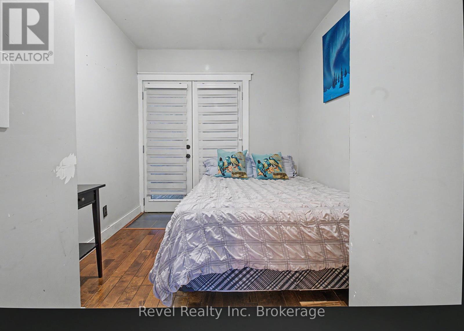 148 MAIN STREET S - 15